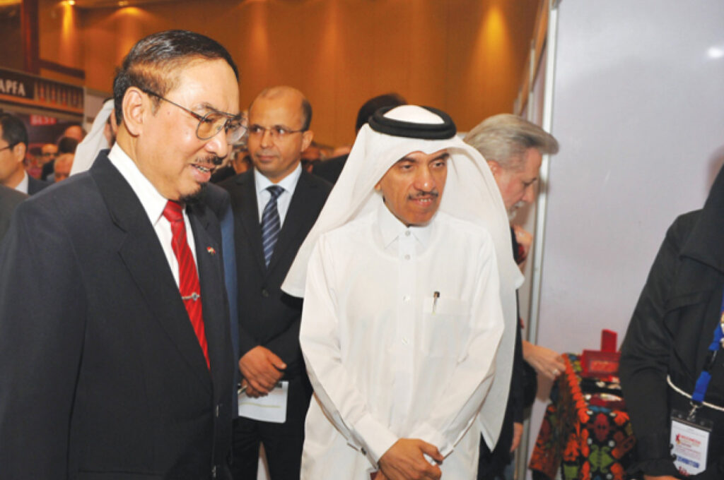 Qatari & Indonesian Businessmen Attending Indonesian Exhibition