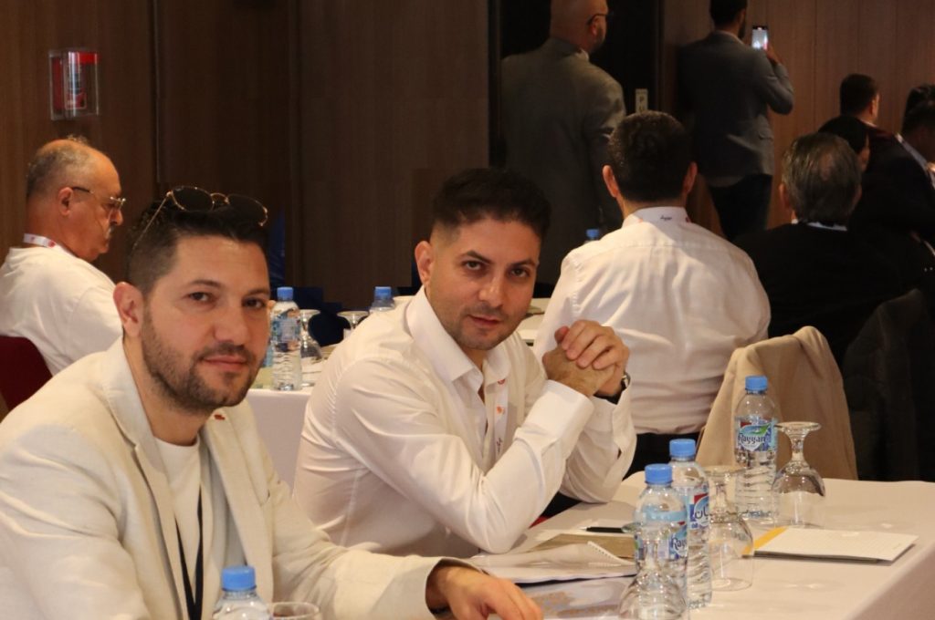 التبادل الاقتصادي بين رجال الأعمال (B2B)